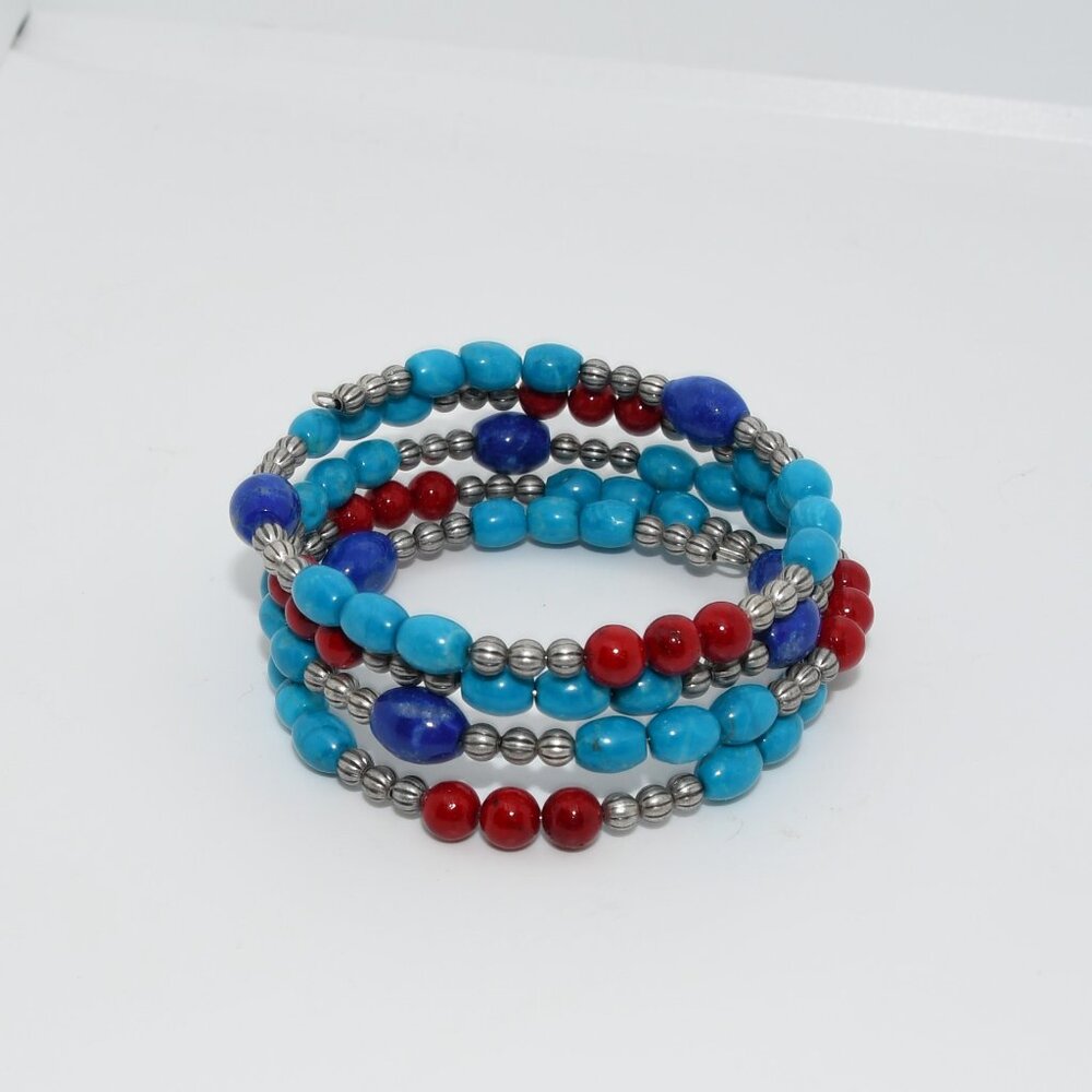 Handcrafted Memory Wire Bracelet - Picture 5 of 5
